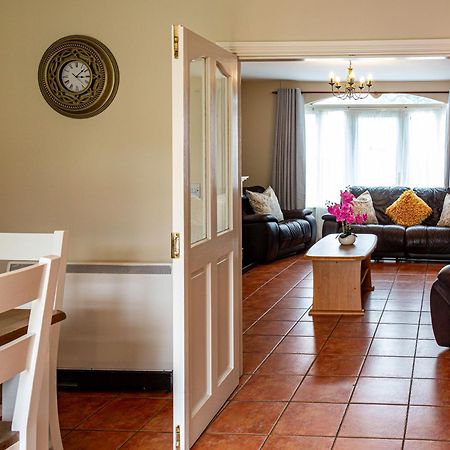Kerry Holiday Homes At The Killarney Holiday Village Kültér fotó